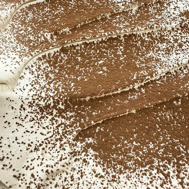 Kem Tiramisu